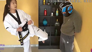 176cm, 78kg Karate Girlfriend Powerful Kick, Round 1