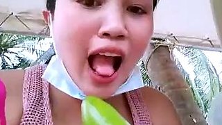 Love Chat Big Boobs Brunette Masturbating For Cam