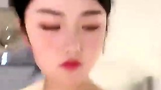 Ebony girl showers her big ass amp masturbating