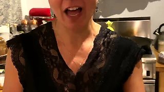 Hot Brunette mature Webcam Masturbation