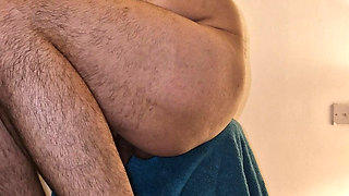 my flapping cheeck bumms want to say some thing