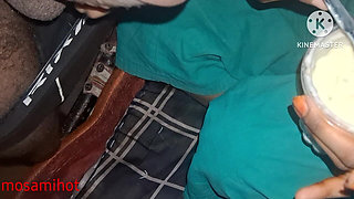 The Stepsister-in-law of the Village Put Cream in Milk and Put It in the Mouth of the Land.