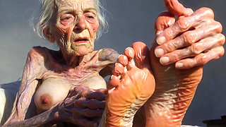 Granny Foot Oil Play - Self Massage Makes Her Horny and Dripping