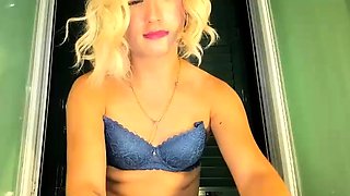 Lovely Blonde With Tight Pussy Masturbate Solo