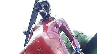 Cute amateur brunette naughty in solo jerking show on camera