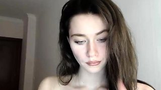 Webcam brunette solo masturbation