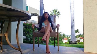 Empress Jennifer - Slave Away While I Play