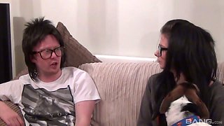 Too voracious for sperm Faye Rowlands provides nerd with a good blowjob