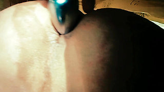 I Penetrate My Creamy Hole