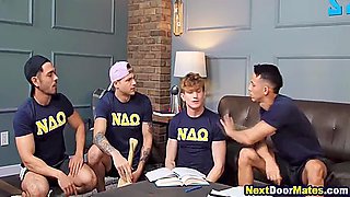 College Freshmen Barebacked In Foursome By Pledge Masters 7 Min