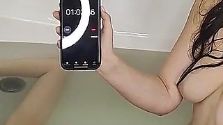 Underwater Breath Holding Challenge with My Girlfriend