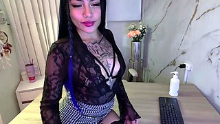 Amateur Webcam Teen Flashes Masturbates
