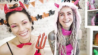 Anuskatzz and Stacy Bloom's young (18+) smut by z-filmz-originals