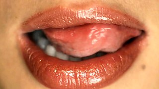 Fucking hot wife while she talks to her husband on phone