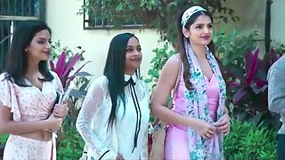 Gorgeous Indian MILF erotic movie