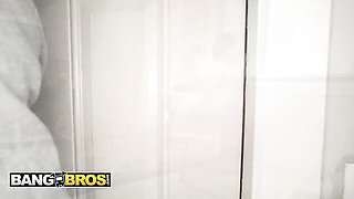 Big cock clip with admirable Jovan Jordan and Nicole Rae from Bang Bros Network