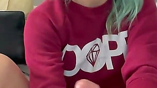 Tampa Bae Gives Amazing Footjob