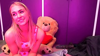 Webcam milf with breast milk live hardcore masturbate