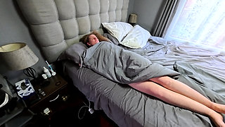 MILF Masturbating Early Morning After Waking up