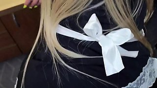 Amateur Asian gives amazing blowjob