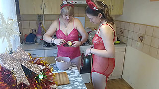 I'm making a sweet breakfast naked with my busty MILF friend.