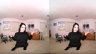 Celestina Blooms Is A Famous Investor Worth A Billion