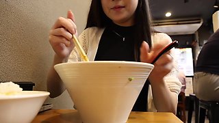 336KNB-285　【人妻】夫とも不仲で、彼氏(不倫相手)とも別れちゃったので、「セカンドパートナー」作ります笑