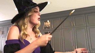 Emma Rose Brittney Kade Coco Lovelock She Is A Wizard At Sneaky Fuckery