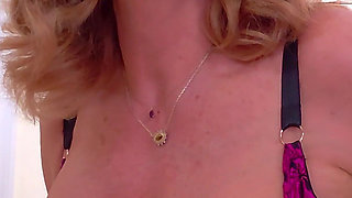 Give Stepgrandma Your Hot Load 4K