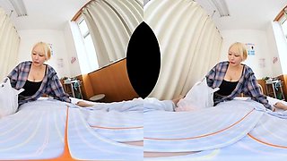Asian girl screwed hardcore and gave blowjob