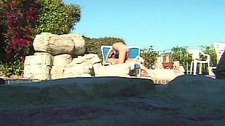 Lust geht v&ouml;llig ab mit frechen College-Girls (18+) mit