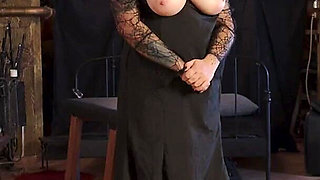 Kinky Decent Girl on Scene - Mira's Debut