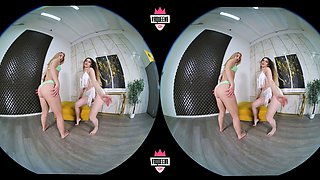 SLR VR Queens Annita Naoka Axel Ash Gentle Nymphs Perform