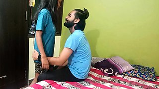 Juicy 18 Year Old Skinny Desi Girlfriend Sex