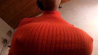 Amateur tennis player exposes her big boobs