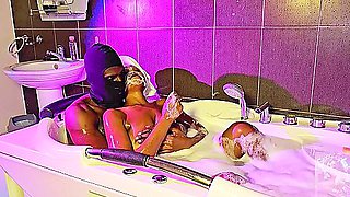 Bbc Guy Gets Sloppy Bathtub Blowjob From Horny Wife