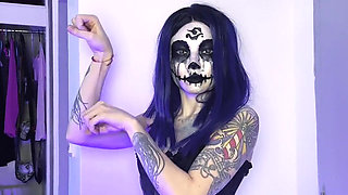 Sexy or Cringe?