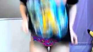 Cute blonde amateur webcam teen masturbating