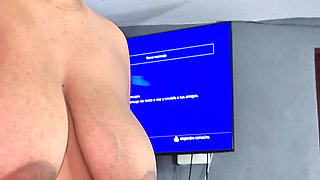 I Think My Girlfriend Was a Little in the Mood to Record, but She Still Showed Her Big Tits to the Camera.