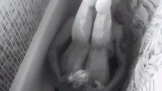 Big boob brunette masturbates on webcam