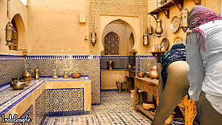 Saudi Husband and Iranian wife bang in Kitchen