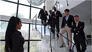 Real Estate Agent Gets Gangbanged By Students 18+ With Hardcore Double Penetration, Airtight!