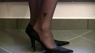 Showing off New Black Decollet