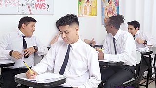 huge ass teaches us anatomy