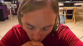 Livingroom Blowjob