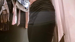 Open Curtain in the Fitting Room