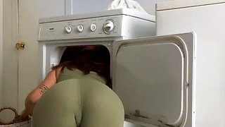 Solo booty assed babe ass toying masturbation in hi def