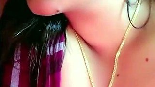 Beautiful Indian Boobs Show On Call