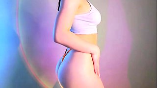 Brunette Solo Webcam Masturbation