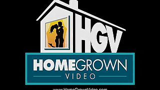 Rose Smears Her Facial